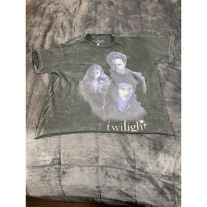 Twilight Saga Graphic T-Shirt Womens Large Gray Mineral Wash Cropped Raw‎ Hem L